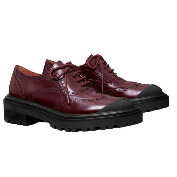 Tory Burch Brogue Lug-Sole Oxfords 8.5 – Preppy Fall Holiday Vibes - Picture 1 of 9